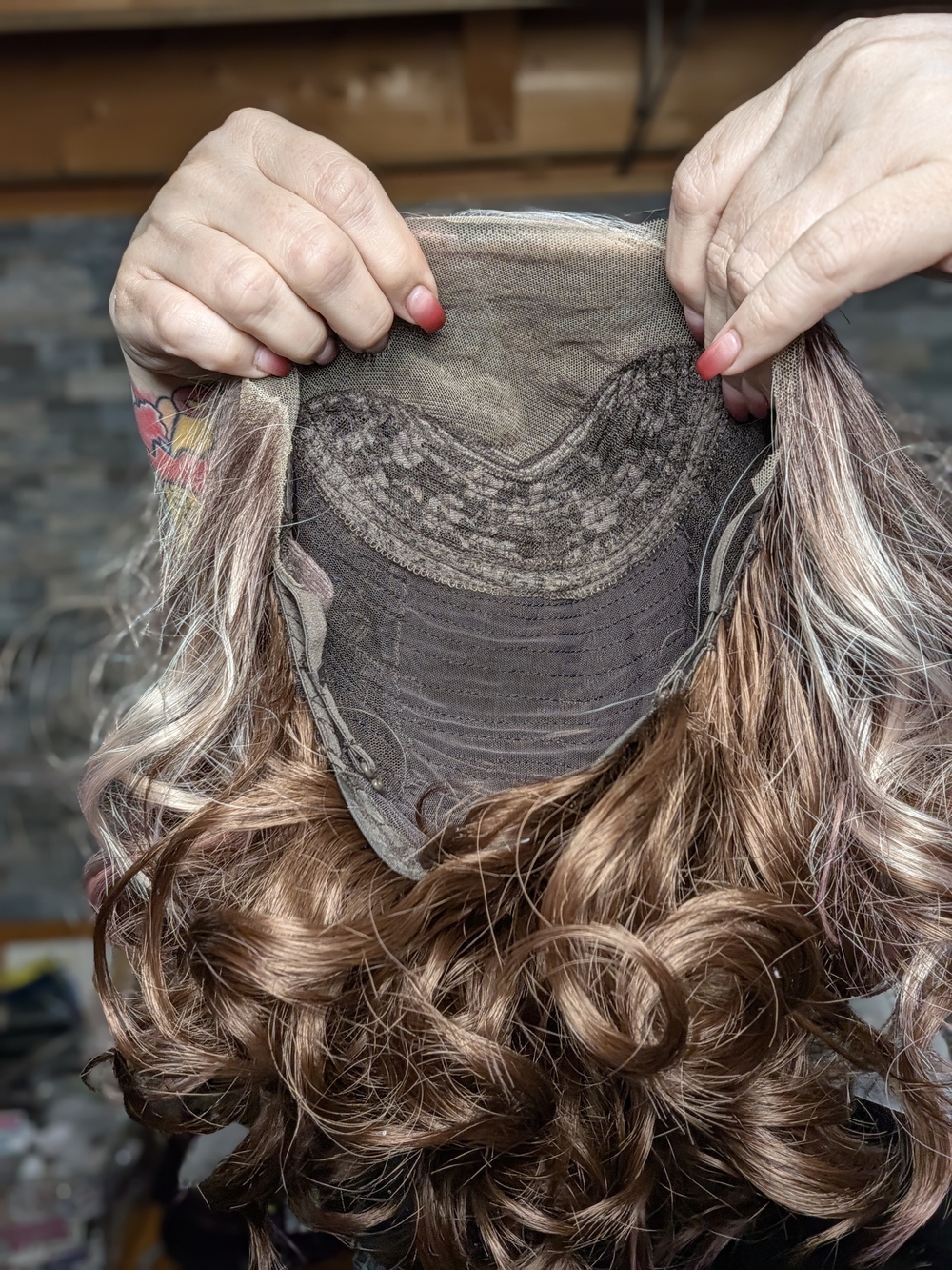 Nia wig - Blush Latte- Standard Cap - Picture 3 of 3